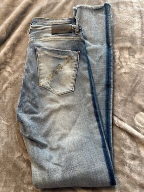 Parasuco Women's Light Wash Skinny Jeans with Back Pocket Stitching